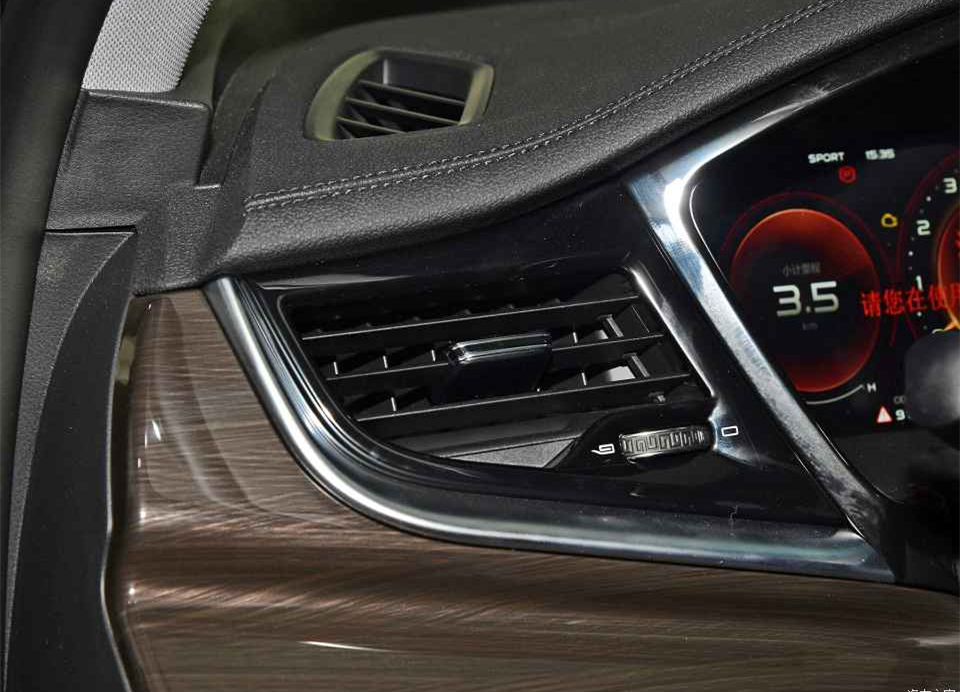 2023 GEELY BORUI Emgrand GT Current Car equipped with 1.8T Engine and Electric Rear Window 50-80L Fuel Tank Capacity