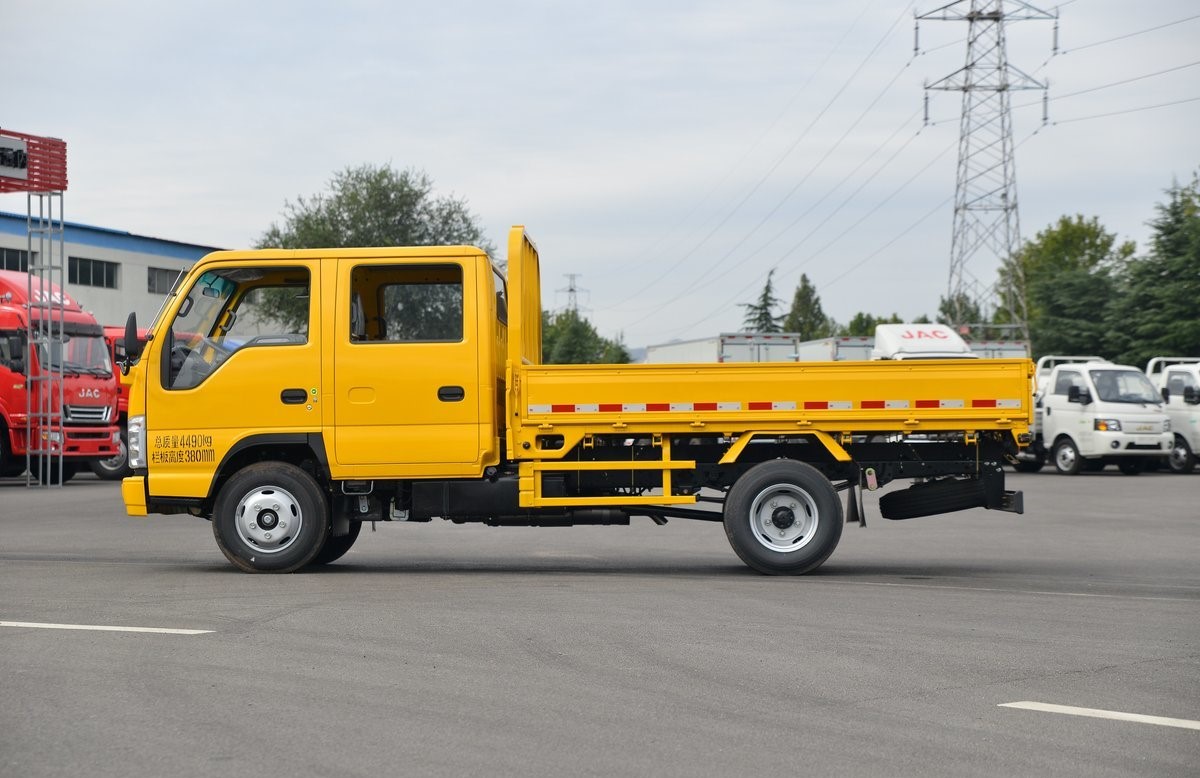 Versatile ISUZU RHD Small Mini Truck with 1 Ton Capacity and Gasoline/Diesel Engine