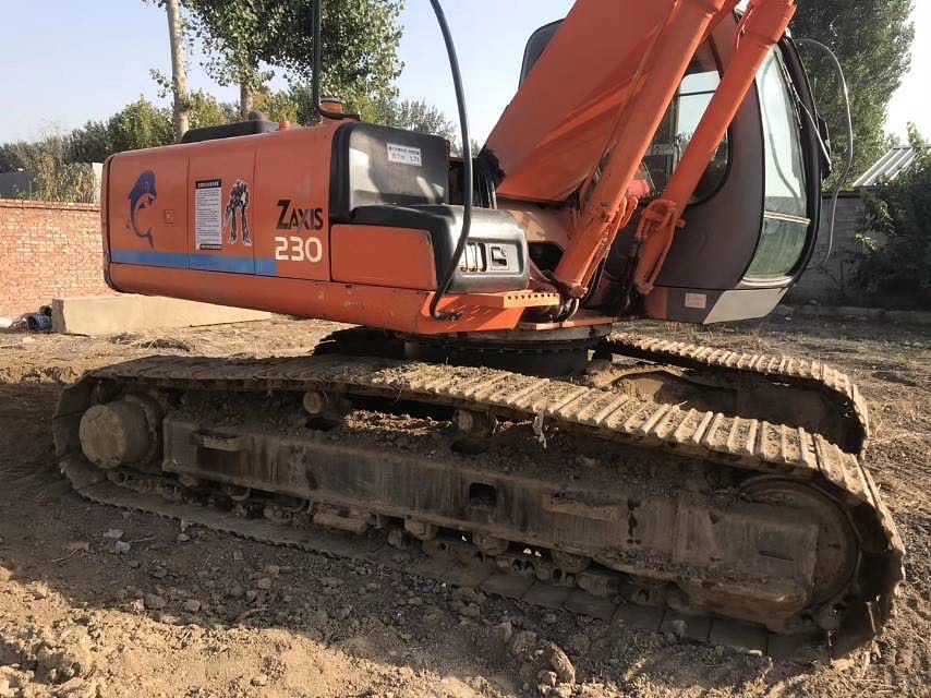 Hitachi hot sale Second hand Japan Origin HITACHI ZX260 Crawler Excavator Cheap Price Used Chain Excavator