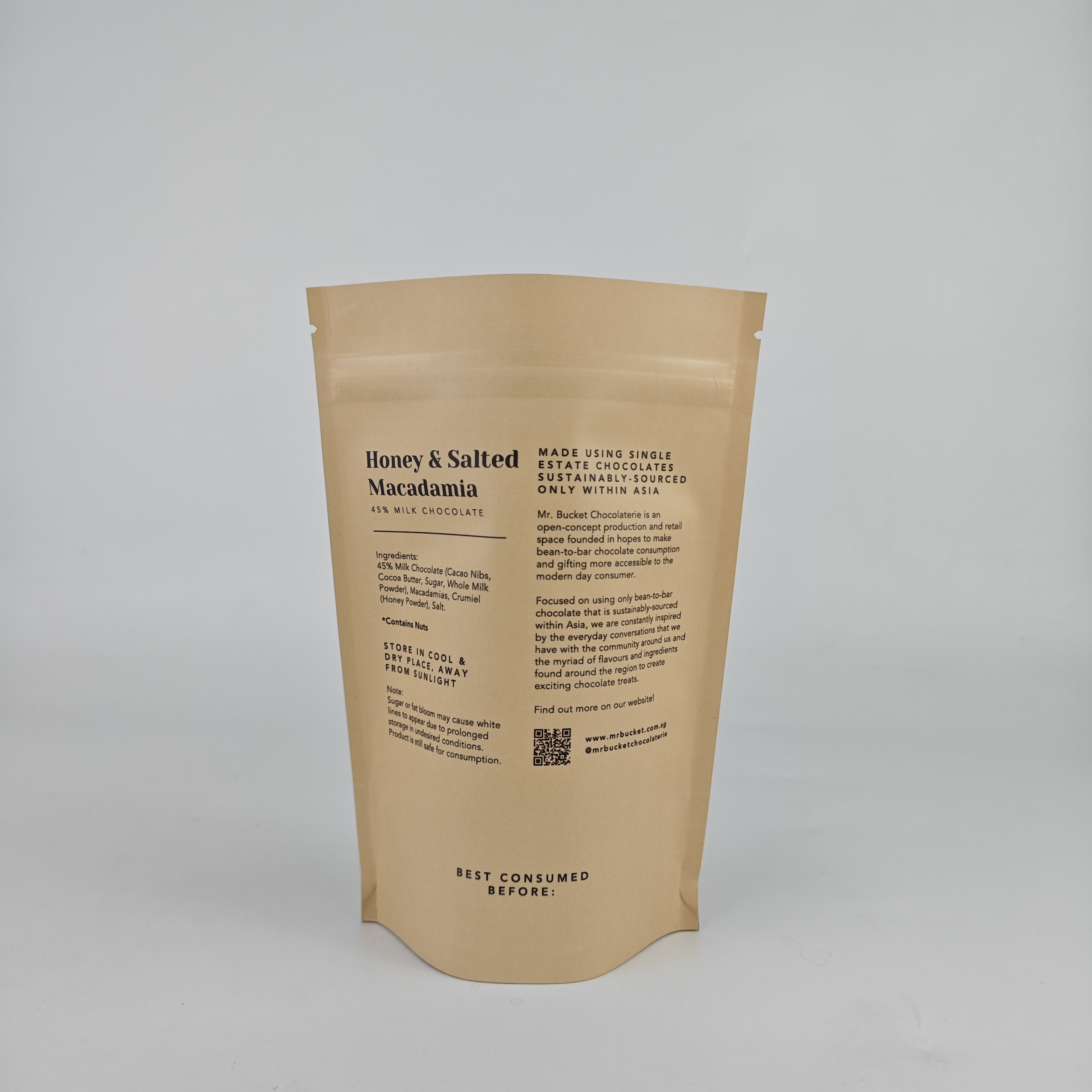 Free samples High Quality Food grade Kraft Paper 90g Snack Packaging Bags Stand Up Zipper Pouch With Clear window