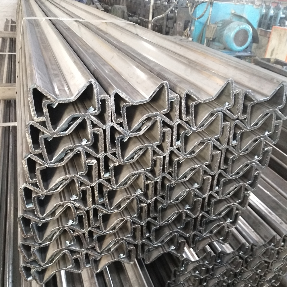 Traffic Road Hot Dipped Galvanized Steel Barrier Z Post for Guardrail