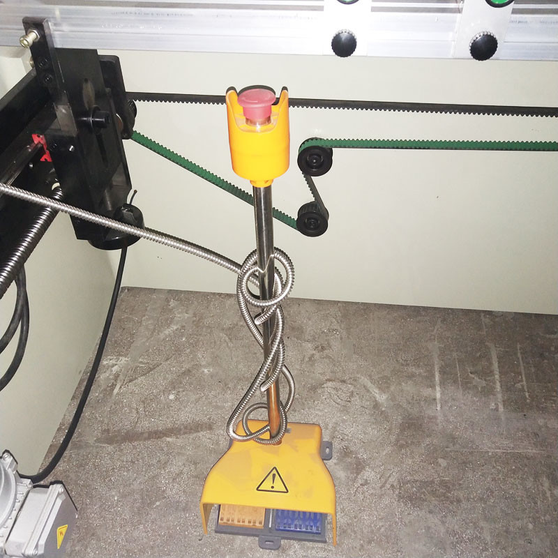 Mini 40T 1200MM NC Press Brake Machine With E21 CE Certification