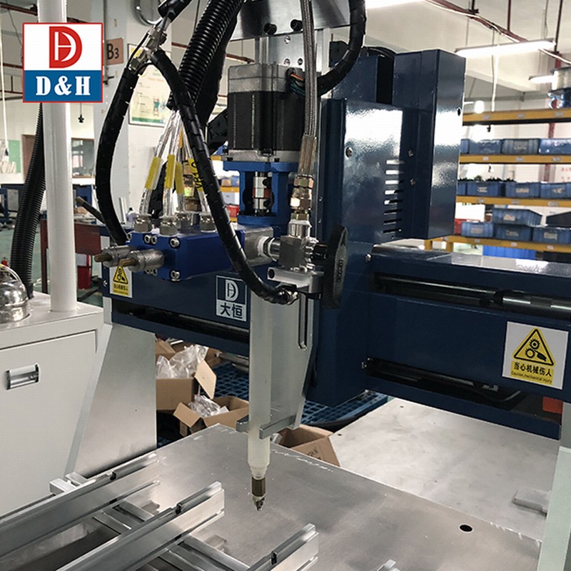 Polyurethane Resin Machine for Manufacturing Plant Dispensing Needs