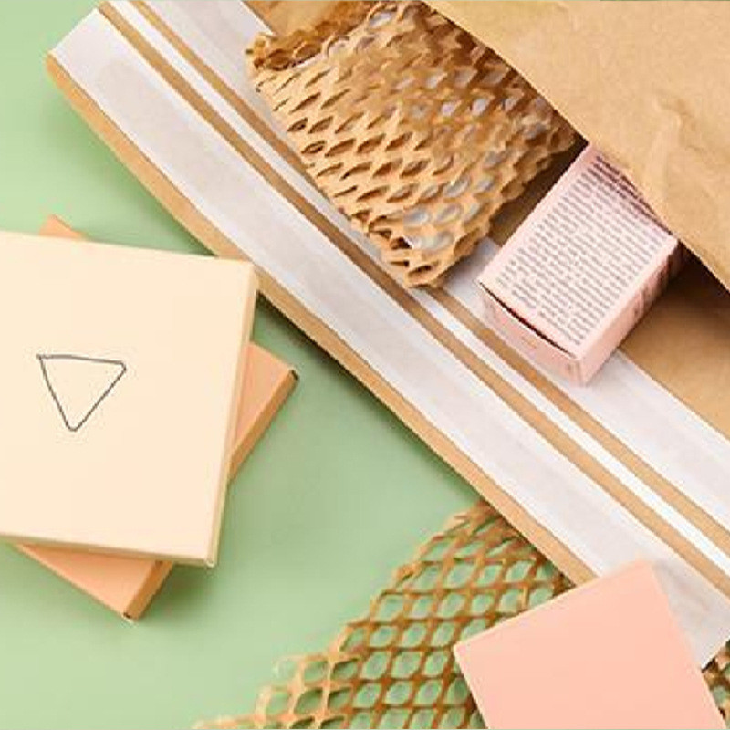 Custom Printing Biodegradable Kraft Envelop Honeycomb Paper Bags With Self Sealing