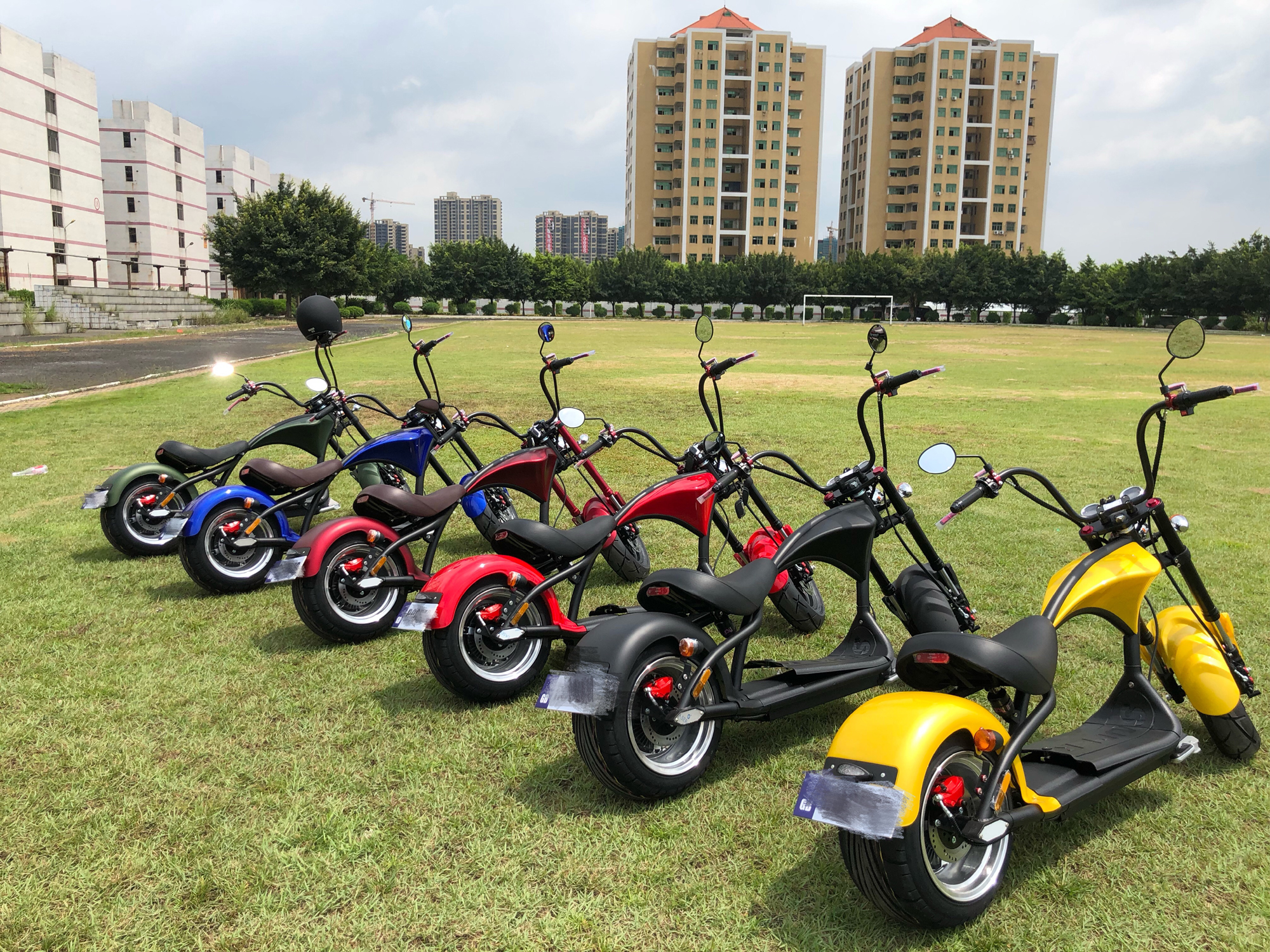 Citycoco 2000W Scooter 60V 1500-2000W Motor Power 40-60km Range Per Charge