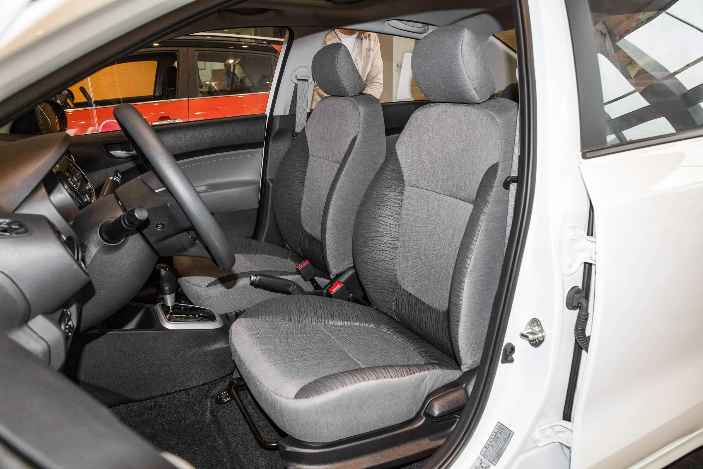 KIA PEGAS 2020 1.4L Automatic Comfortable Sunroof Version Fuel Petrol Sedan Sunroof Comfortable R14 Tire Size Cars