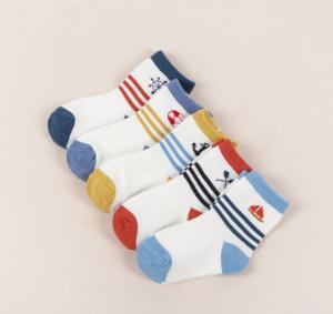 Quality Beautiful Cute Kids Colorful Socks Cartoon Logo Cotton Kids Children Tube Boy Socks wholesale