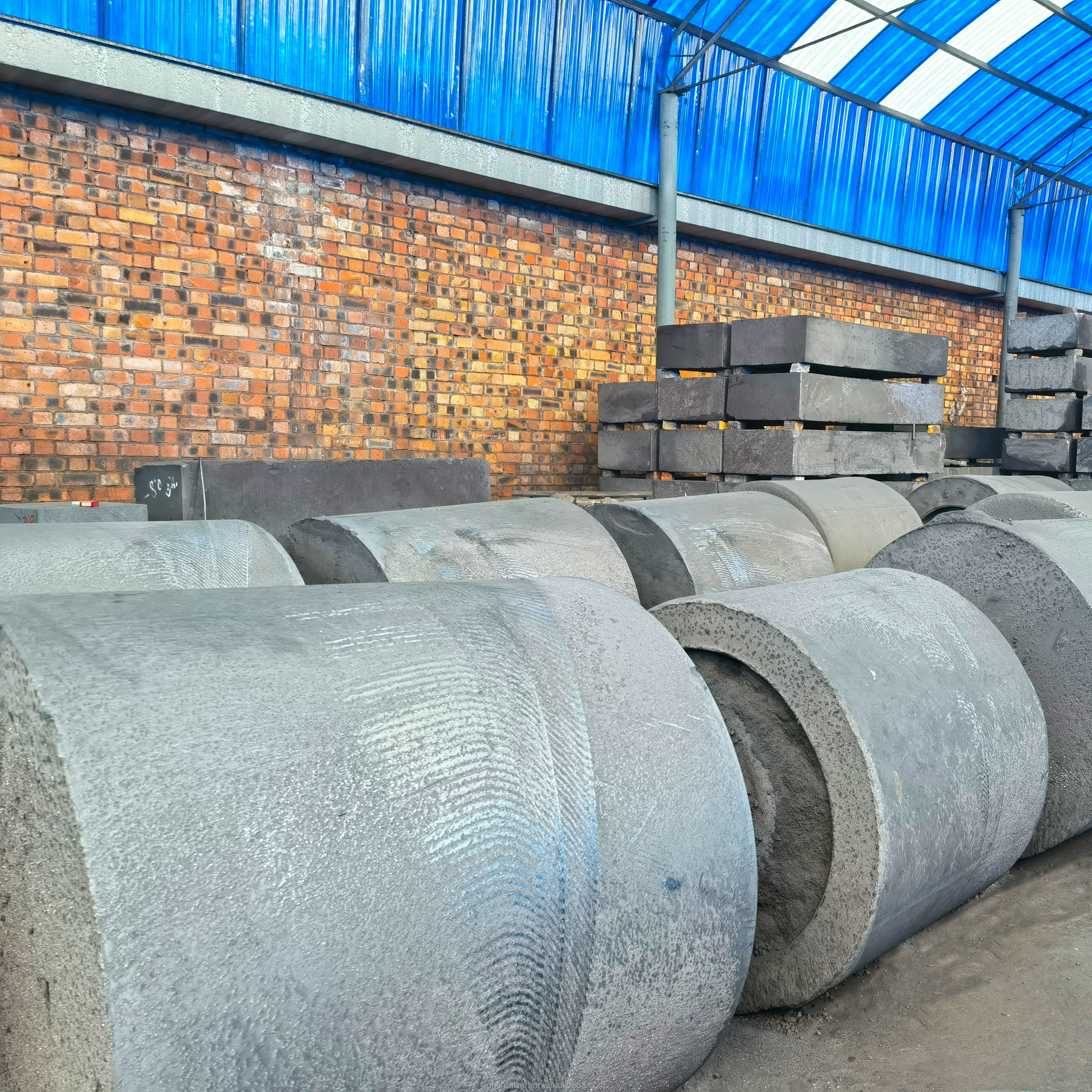 180*300 Good Quality Fine Particle Graphite Rod
