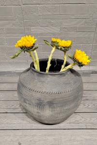 Quality Round Shape Vintage Style Fiber Clay Planter With Hand Carve Finish wholesale