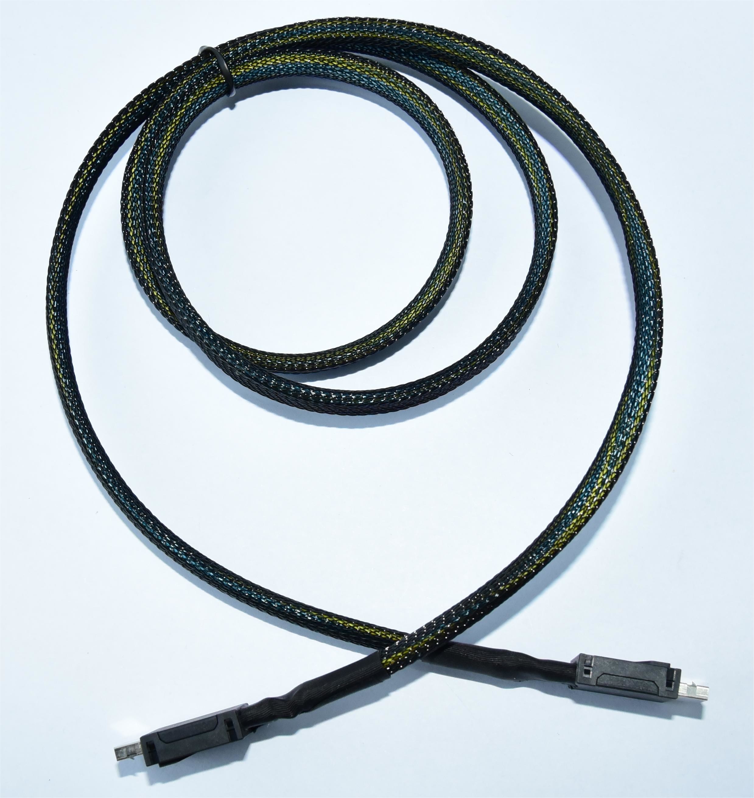 USB-a to USB-a Sff8611 4X to Sff8611 4X L =1000mm 32AWG 85ohm Wire Connector