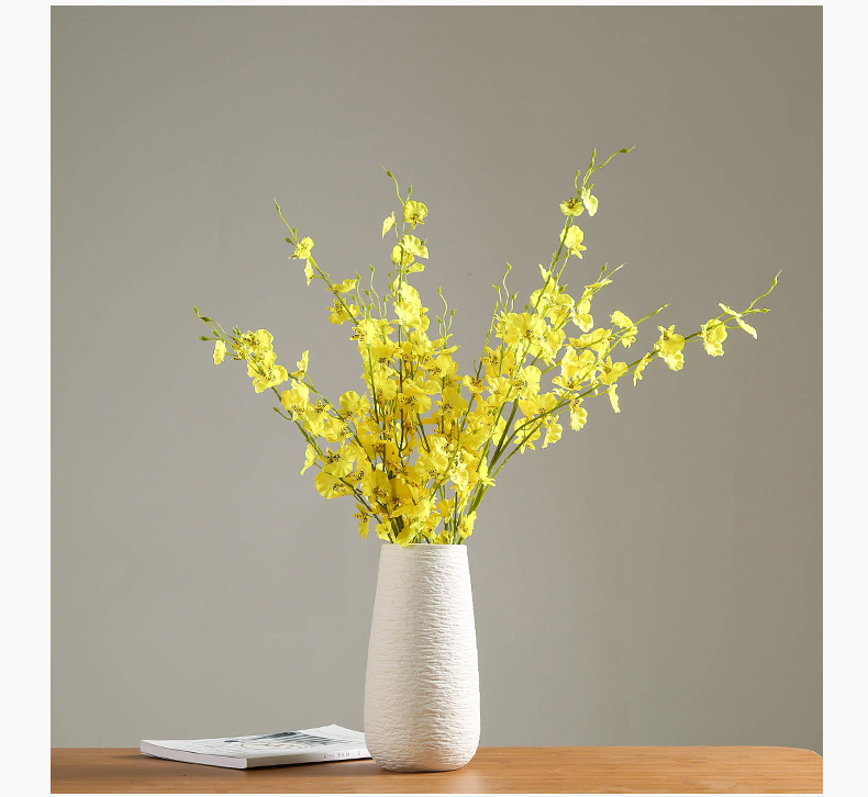 Customized Color Modern Antique Ceramic Vase for Elegant Designer Home Wedding Decor