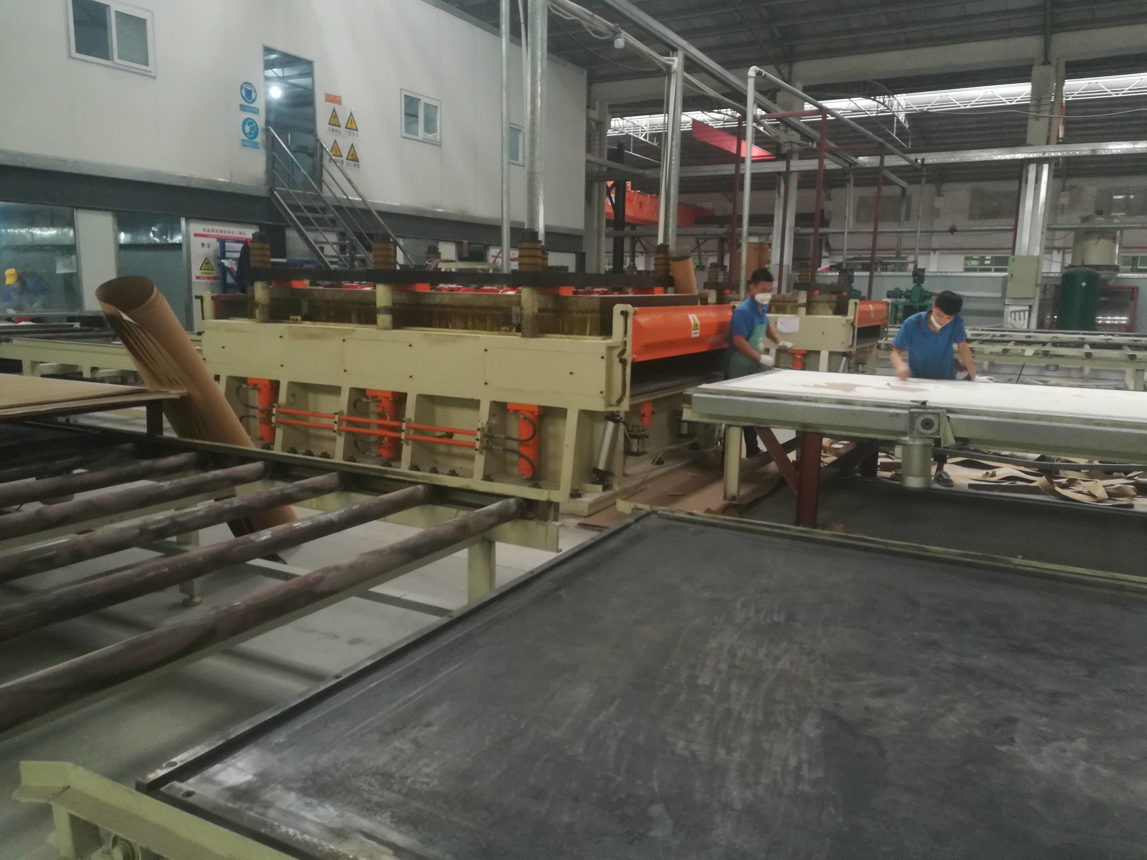 Grey Color Carrara Artifical Quartz Worktops Commerical and Domestic Application