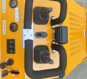 China Small Stand On Skid Steer Mini Loader Machine With Bucket 300KG ISO9001 on sale