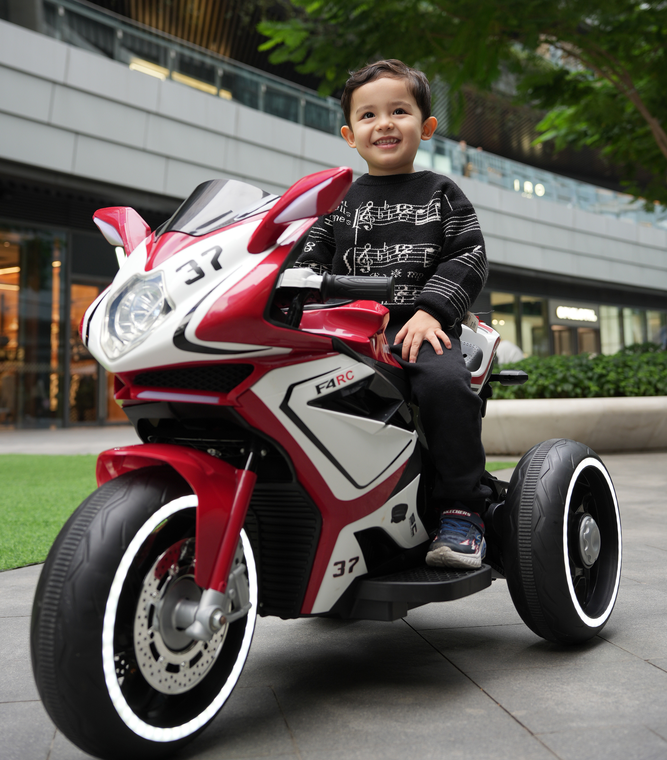 Early Education and LED Lighting 6V Ride-on Electric Motorcycle Car for Kids Manufacture