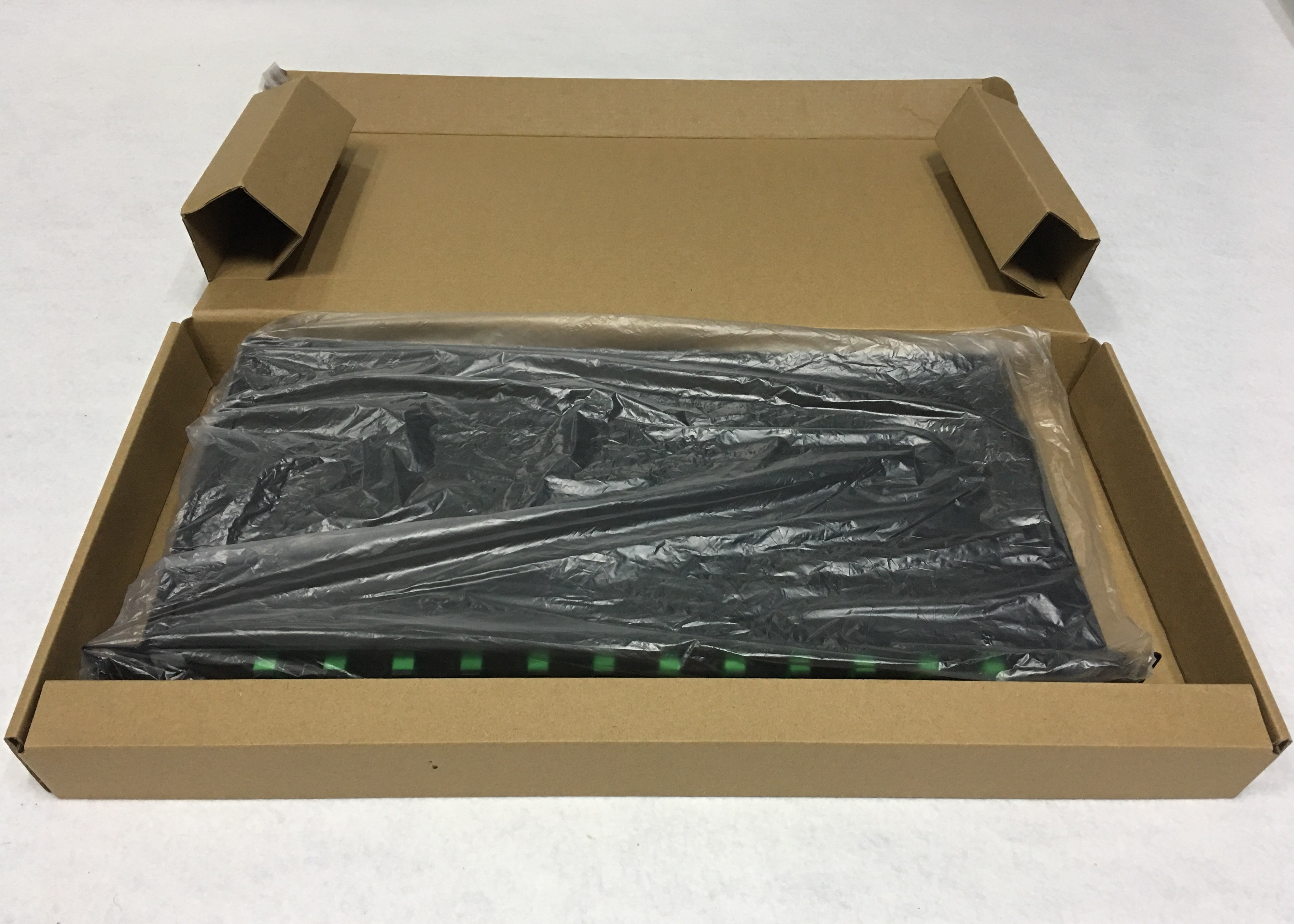 Rack Mountable IP20 12 SC Fiber Optic Patch Panel12 Port 1U 19"