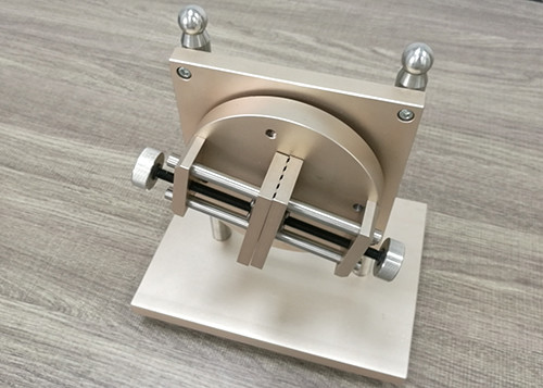 IEC60884 Fig13 Lateral Strain Resistance Checking Device