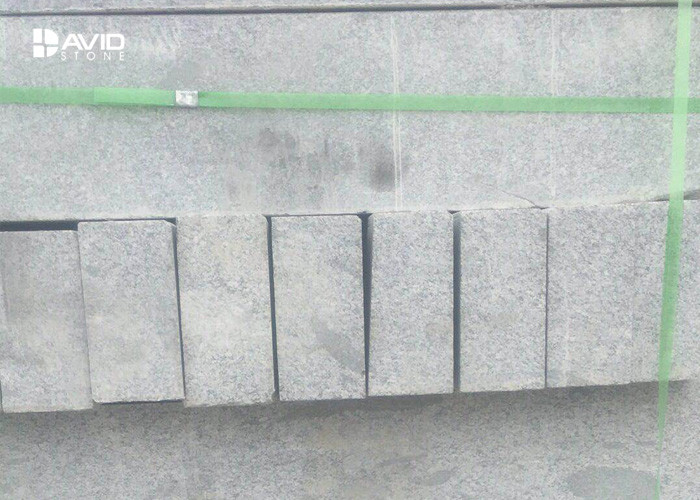 G654 Sesame Granite Paving Stones Flamed , Natural Granite Paving Slabs
