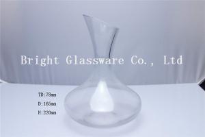 Quality Hand blown glass wine decanter with ice cooler glass water bottle for wholesale wholesale