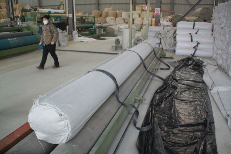 Artificial Lake Landfill Landscape Waterproof Geosynthetic Clay Liner for Outdoor