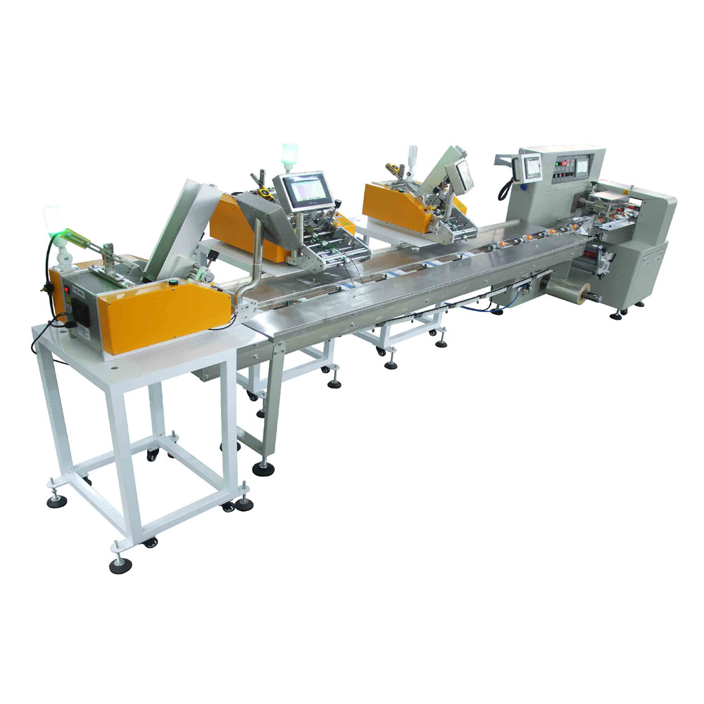 Auto-Horizontal Instructions Cards Daily Necessities Pillow Type Automatic Packaging Machine