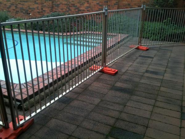 42 Microns Detachable Pool Fence / Baby Barrier Pool Fence Portable 300gram