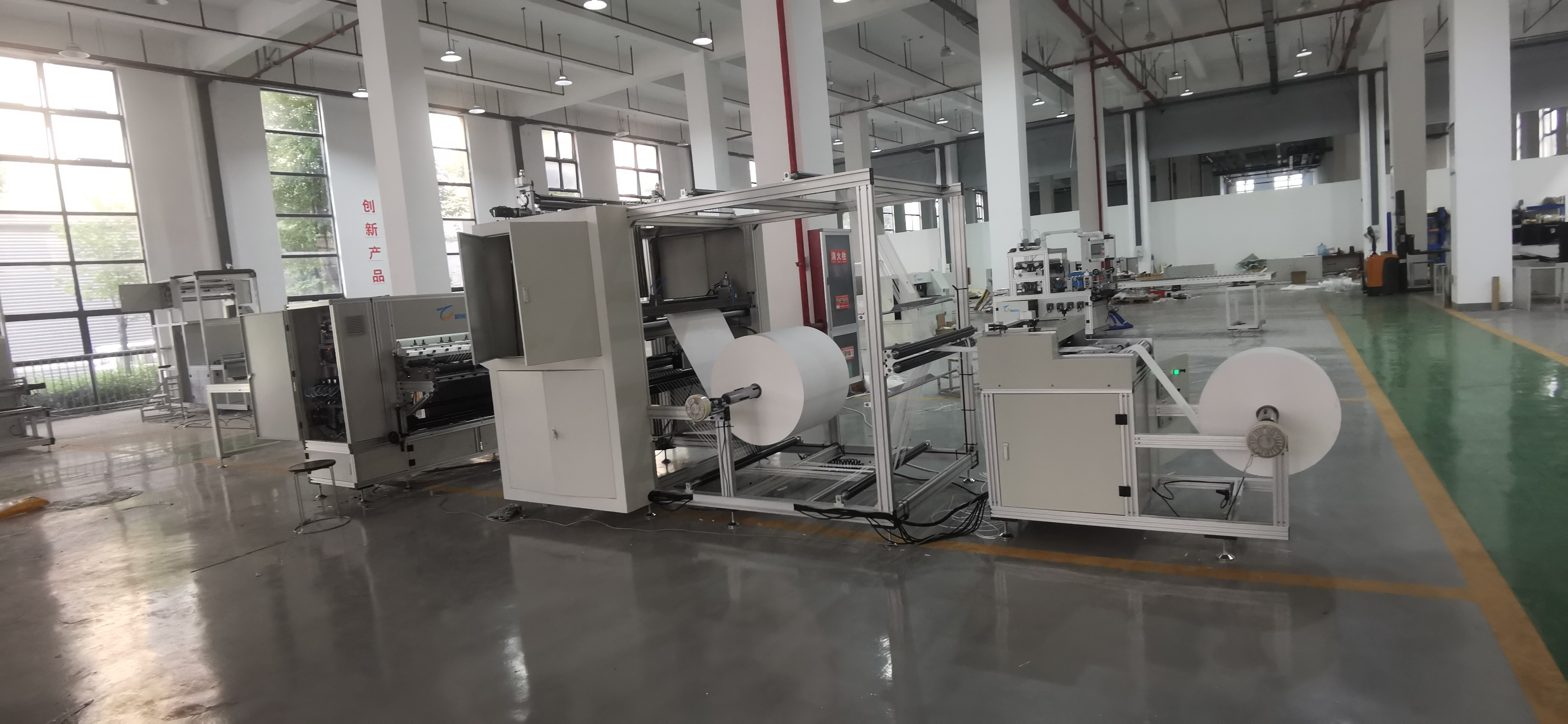 10 - 20pleats/min Glass Fiber Pleating Machine 220V / 380V HEPA Filter Making Machine