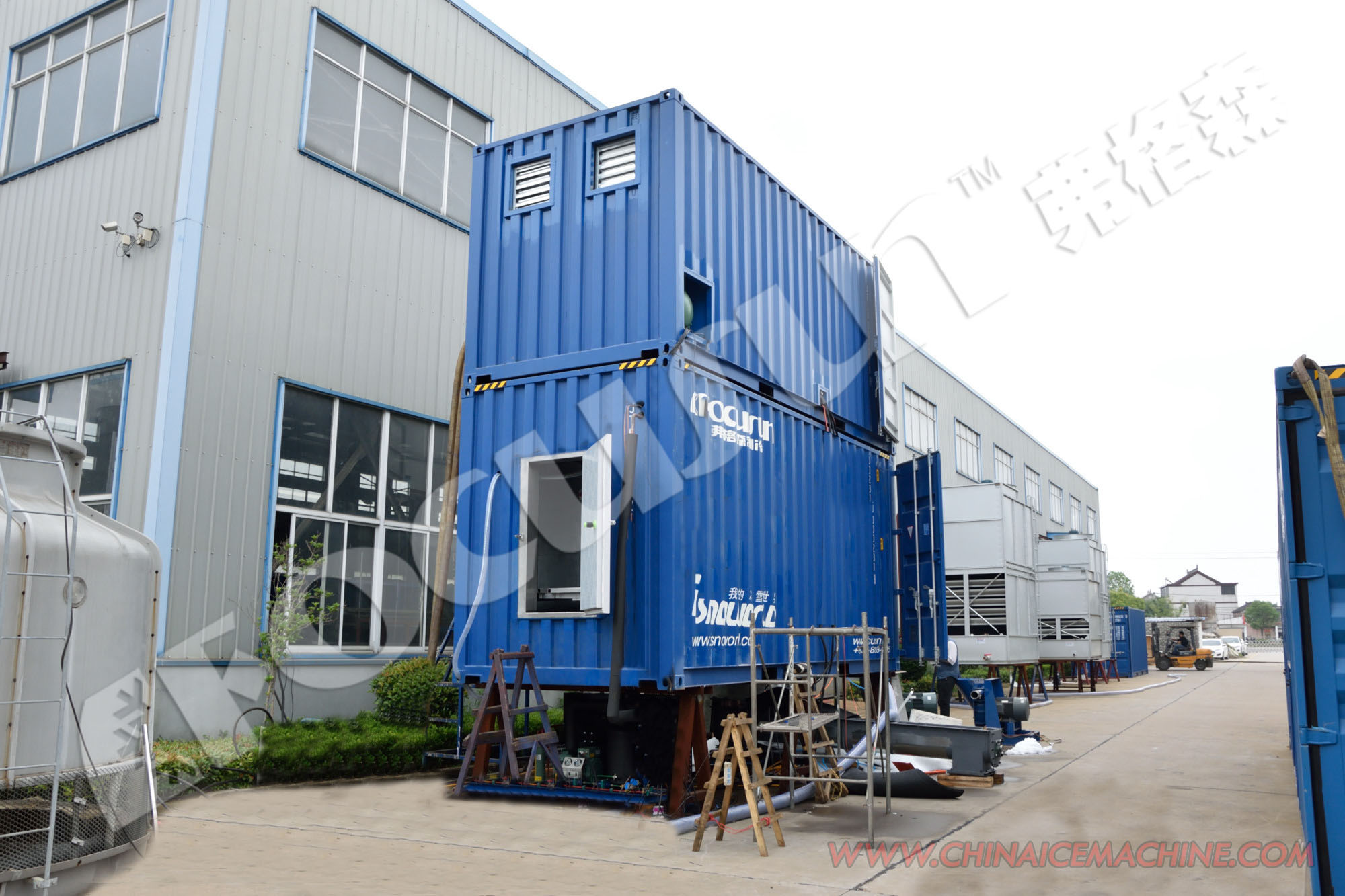 Revolutionize Your Snowmaking System with Our Flake Ice Machine Size 3550x1550x2100mm