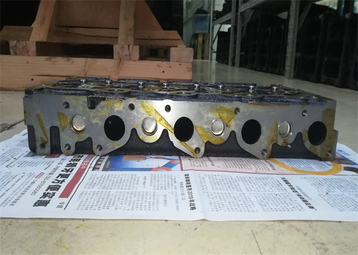 V2403 Diesel Engine Cylinder Head For Excavator PC56-7 19077-03040 Metal Material