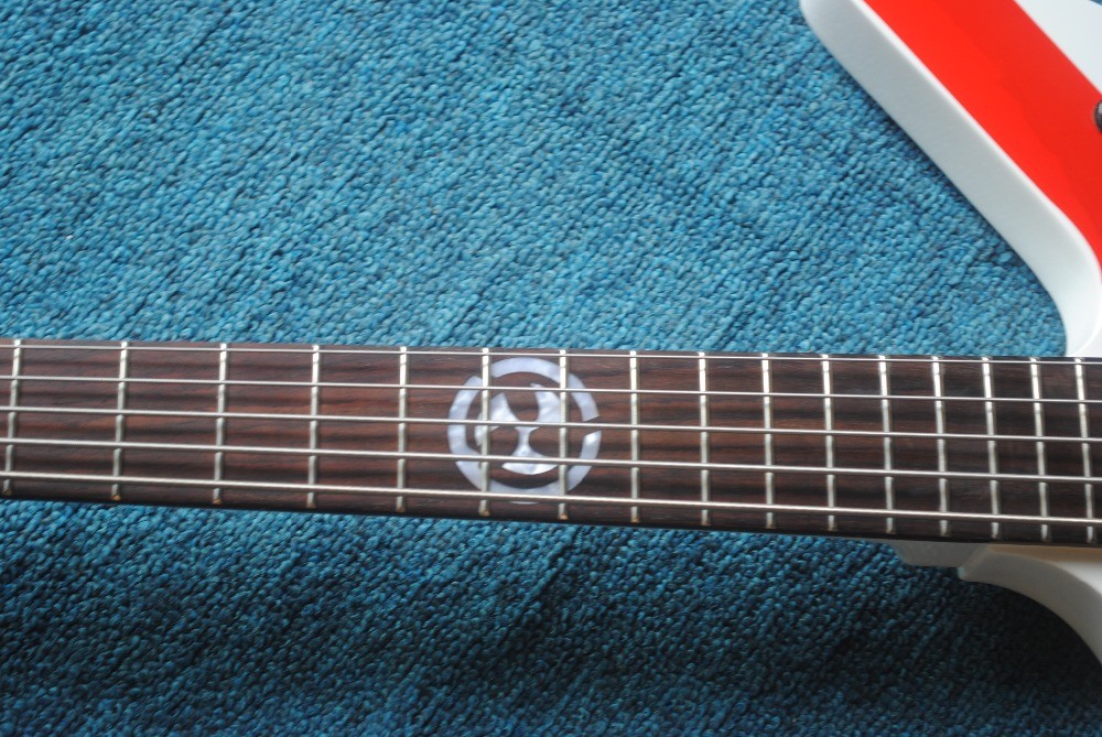 2019New high quality custom V style electric guitar Rosewood Fingerboard free shipping