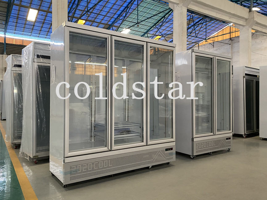 Fan Cooling 3 Glass Doors Upright Freezer ,Supermarket Automatic Defrost Refrigerator Display Showcase