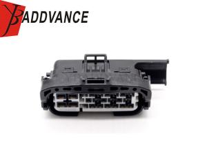 Quality 6189-0849 Sumitomo Waterproof Female 24 Pin Automotive Connector With Cover wholesale