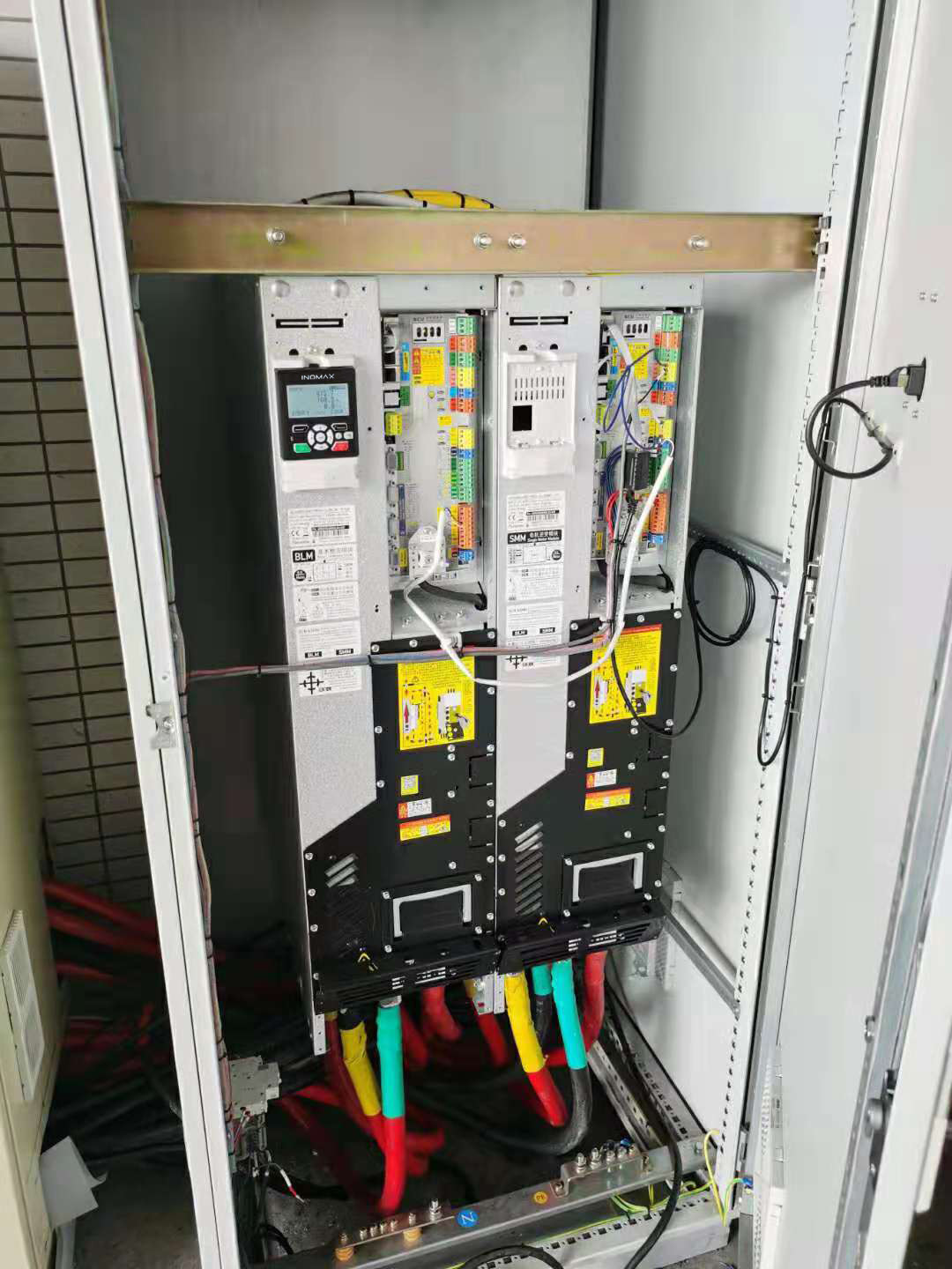 Inomax AC Variable Frequency Drives Space Saving For 380V 300HP PMSM Motors