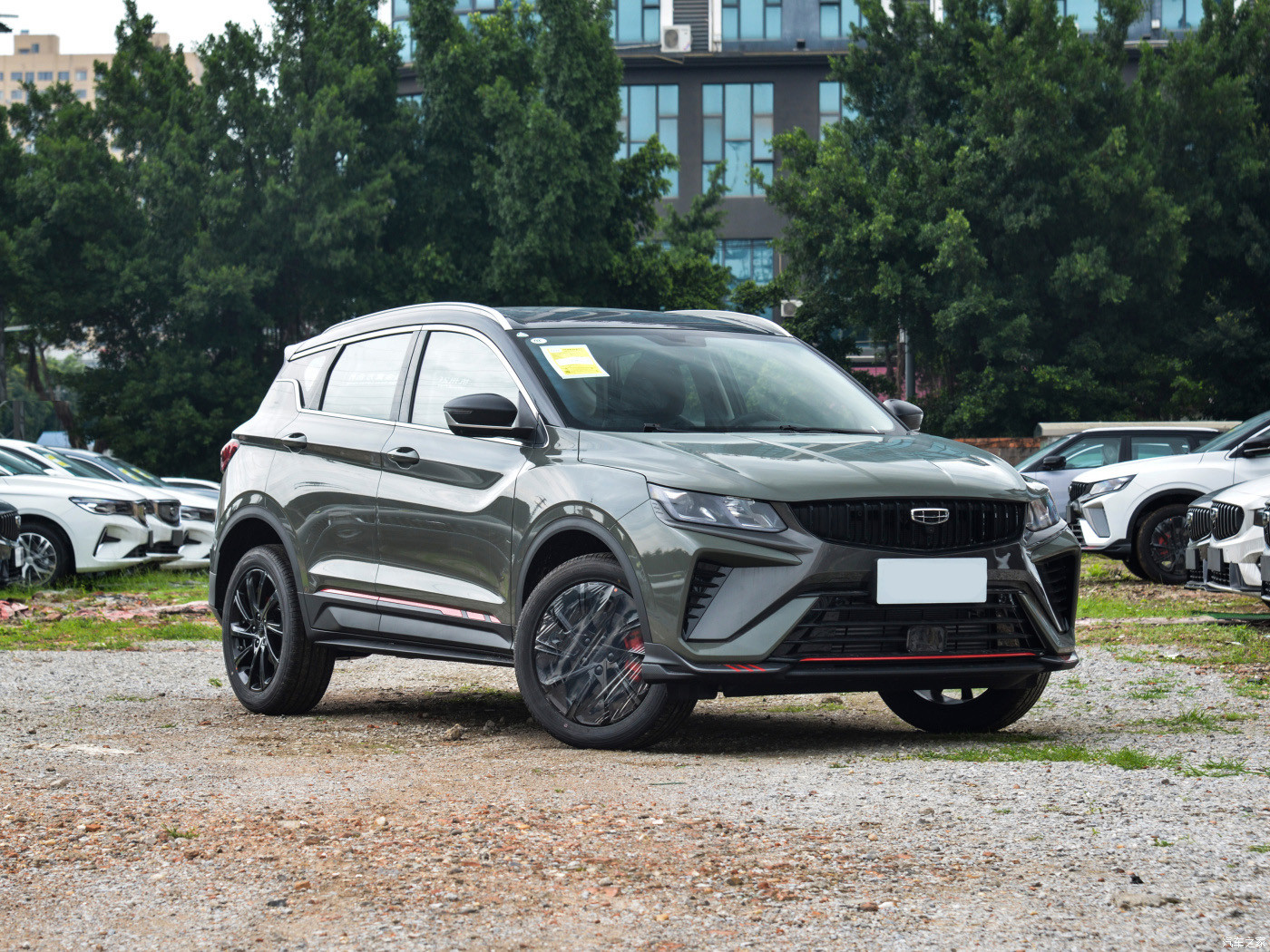 Bin Yue 2023 Geely Hybrid SUV Car 1.5T DCT Diamond Version High Wind Green
