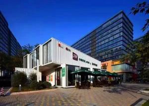 Quality Optional Size Modern Container Homes For Beautiful Residence Area / Shopping Mall wholesale