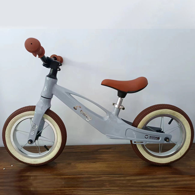 High Strength Alloy Kids Balance Bikes 12 Inch Support OEM ODM