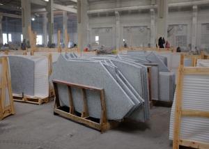 Quality Grey White Granite Stone Tiles 2 - 3g / M³ Granite Density High Hardness wholesale