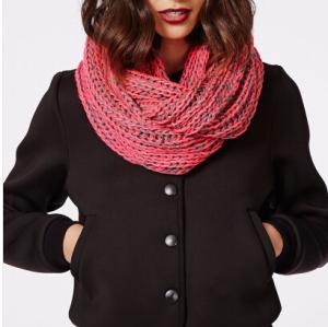 Quality CONTRAST KNIT POM POM SCARF PINK wholesale