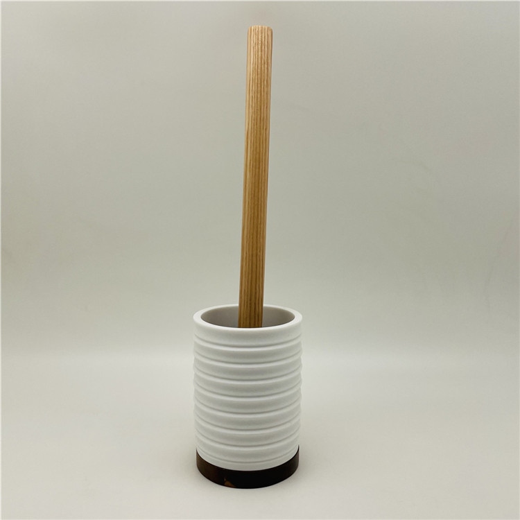 White Color Polyresin Bathroom Set Ribbed Circles Look With Wood Parts