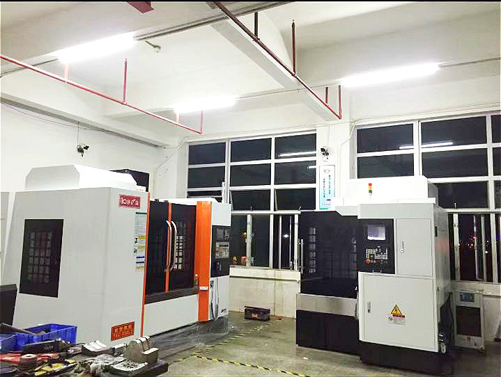 Horizontal CNC Machining Center