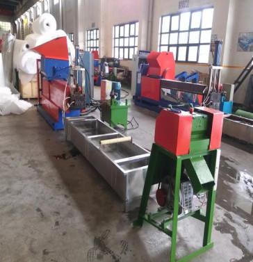 Single Screw EPE Foam Machine Film / Board Recycling Pelletizer Machinery With
