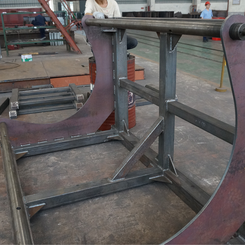 Customized Carbon Steel Welding Pipe Bracket for Industrial Iron Mild Steel Spare Parts