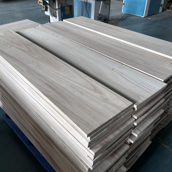 Moisture Content 8%-12% Solid Wood Board Paulownia Lumber Direct Supply for