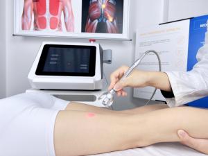 Quality High Power Laser Physiotherapy Machine 980Nm Wavelength For Analgesic Effect wholesale