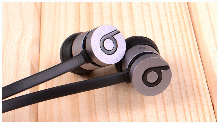 Beats by Dr. Dre UrBeats In-Ear Earbud Headphones With ControlTalk - Space Gray made in china grgheadsers.com