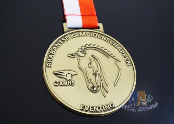 Horse Design Custom Medal Maker , Gold Award Medal For Races Environmental