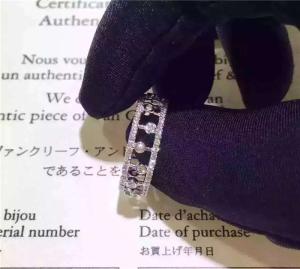Quality China Jewelry Factory VVS Diamond Ring 18K White Gold Engagement Ring wholesale