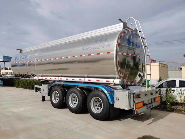 30000L/40000L/50000L Tank/Tanker Truck Semi Trailer For Oil/Fuel/Diesel/Gasoline