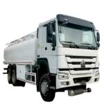 Safe And Stable SINOTRUK 8x4 4x2 Aluminum Refueler Truck HOWO 34000 Liter Large