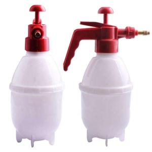 Quality 2L Plastic Handheld PE Water Sprayer Bottle hand pump pressure storage Agricultural and Garden Sprayer wholesale