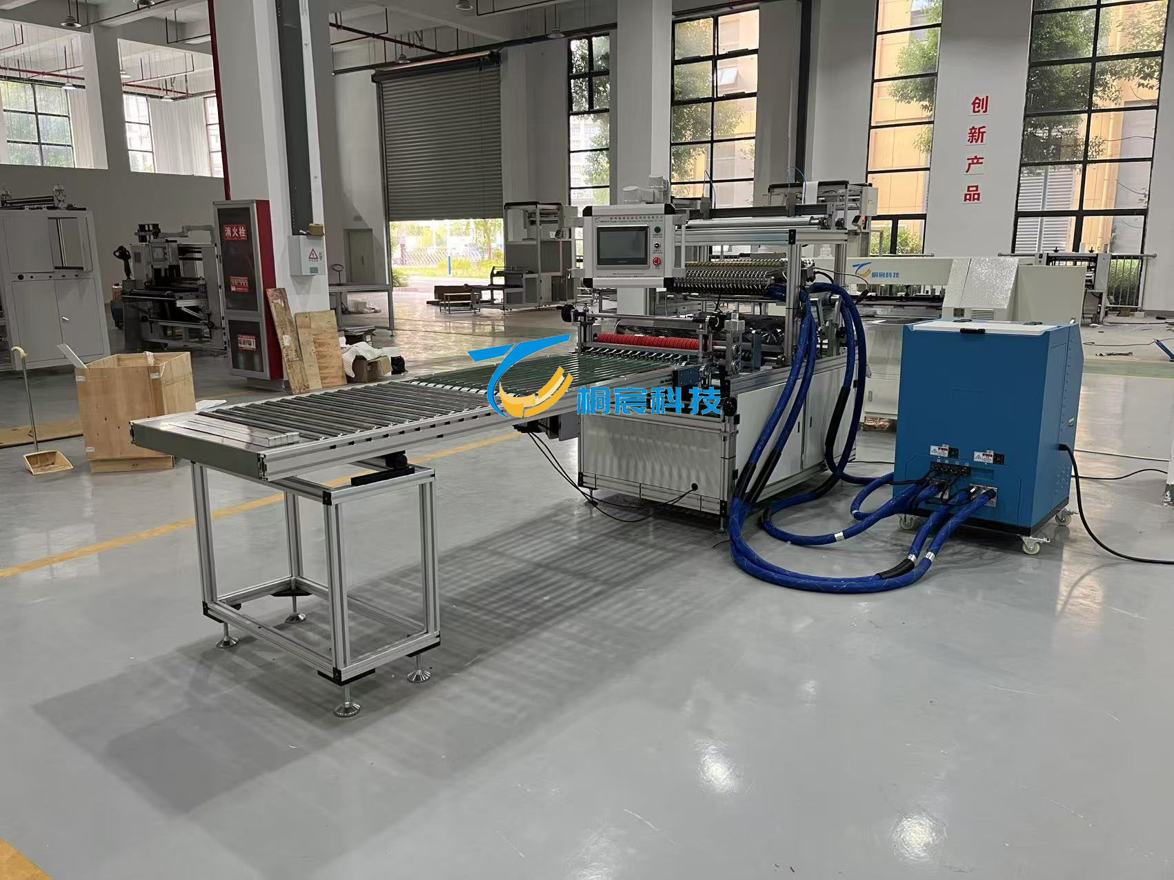 Programmable Filter Production Equipment 4m/min - 15m/min PP Filter Making Machine With Gluing